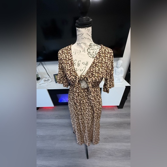 Luna Chix Floral Dress XS - Picture 2 of 12